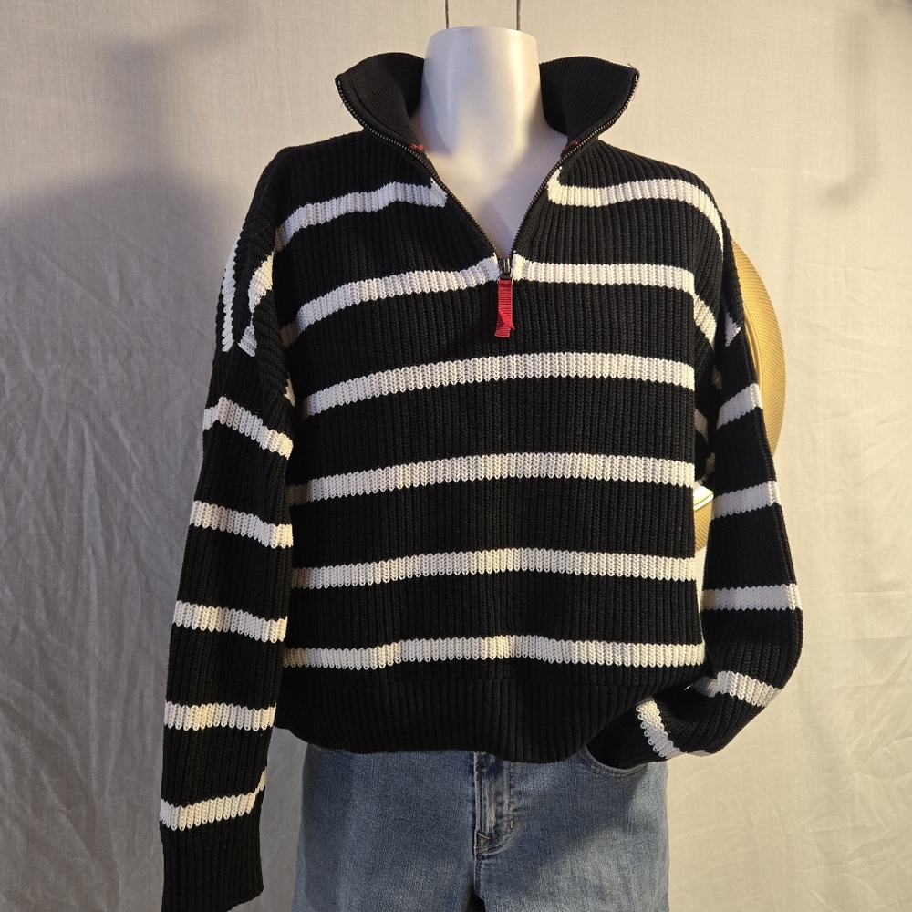 Denver Hayes‎ Cotton Sweater - Size Small
